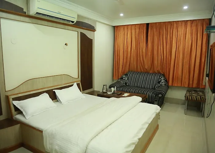 Hotel Raj Sheronz