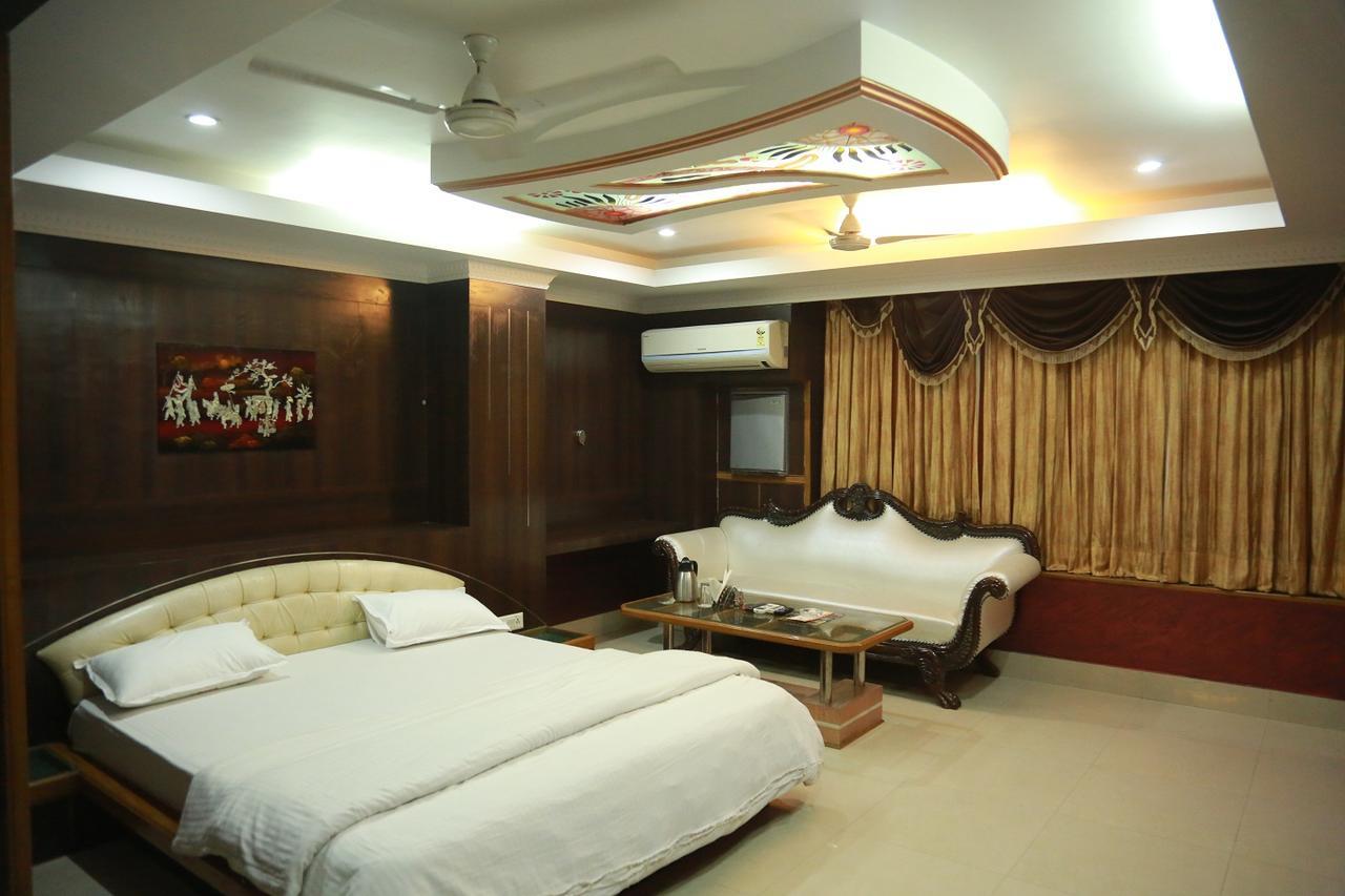 Raj Sheronz Ganganagar